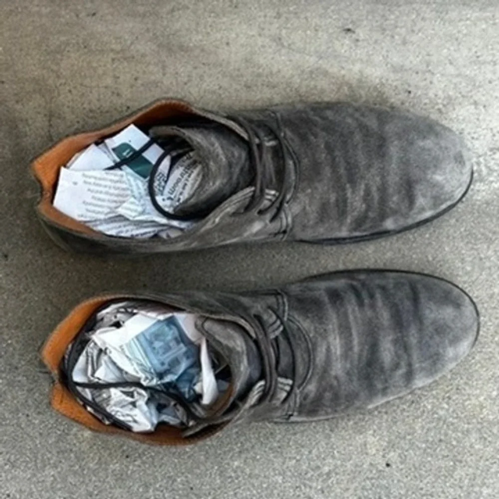 Fiorentini + Baker Mens Grey Suede Chukka Boots Made in Italy Sz 43 Ankle Boots